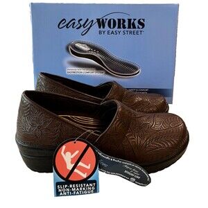 EASY WORKS women slip on comfort work clog shoe size 8 embossed floral brown NEW